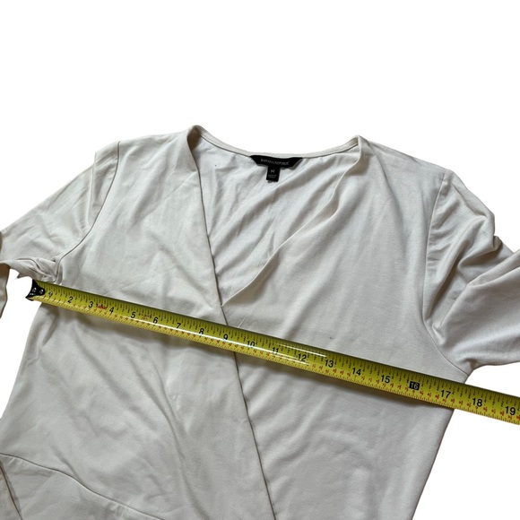 Banana Republic Long Sleeve V neck Top Size Medium - Picture 6 of 7